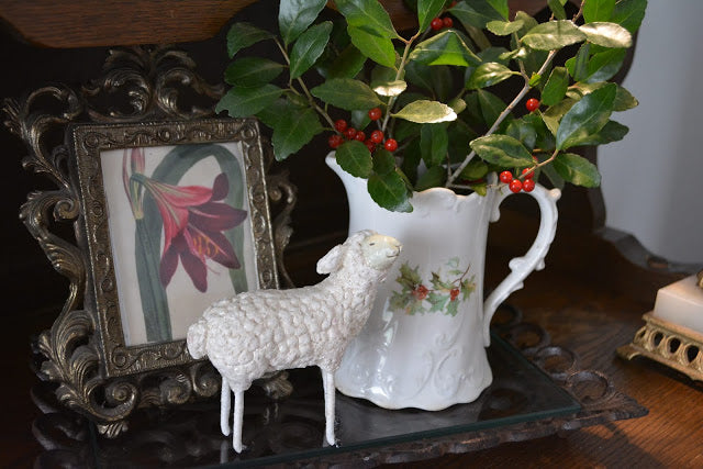 Favorite Christmas Vignettes And Displays 2019