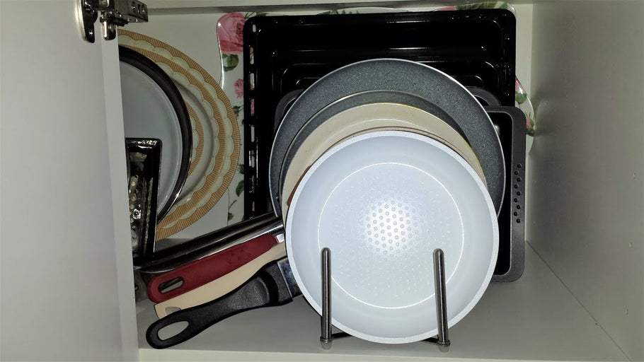 BLIND KITCHEN CORNER CABINET ORGANIZATION AND UNDER THE KITCHEN SINK ORGANIZING (Kitchen Organizing) In this video, am organizing two ...