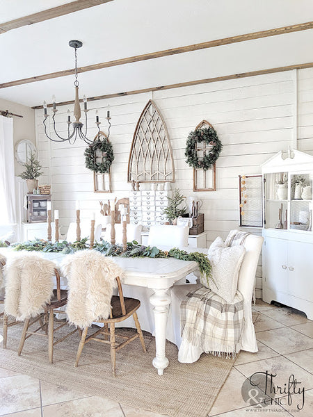 Cozy Cottage Christmas Dining Room Decor | Tour 2022