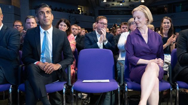 Uh-Oh, Liz Truss Is 'Plotting A Comeback’