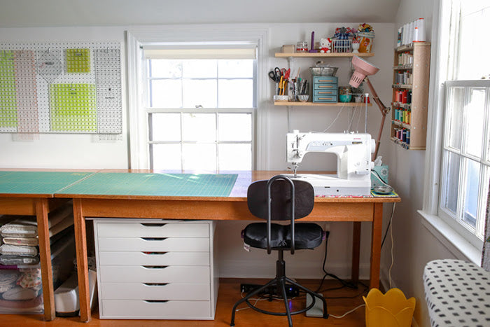 Tips for Keeping Your Sewing Table Organized and Clutter Free