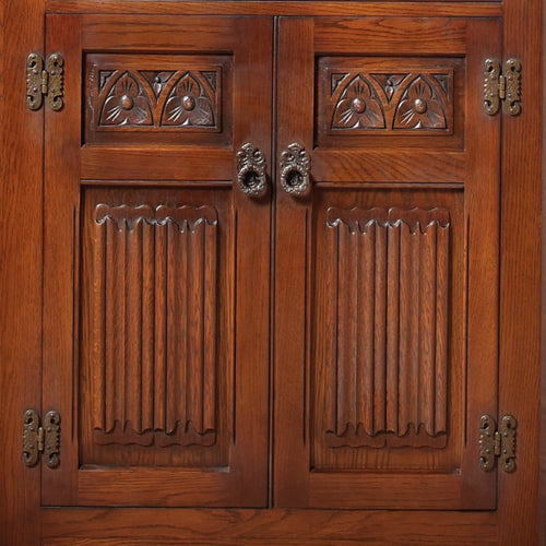 Old Charm Corner Cabinet